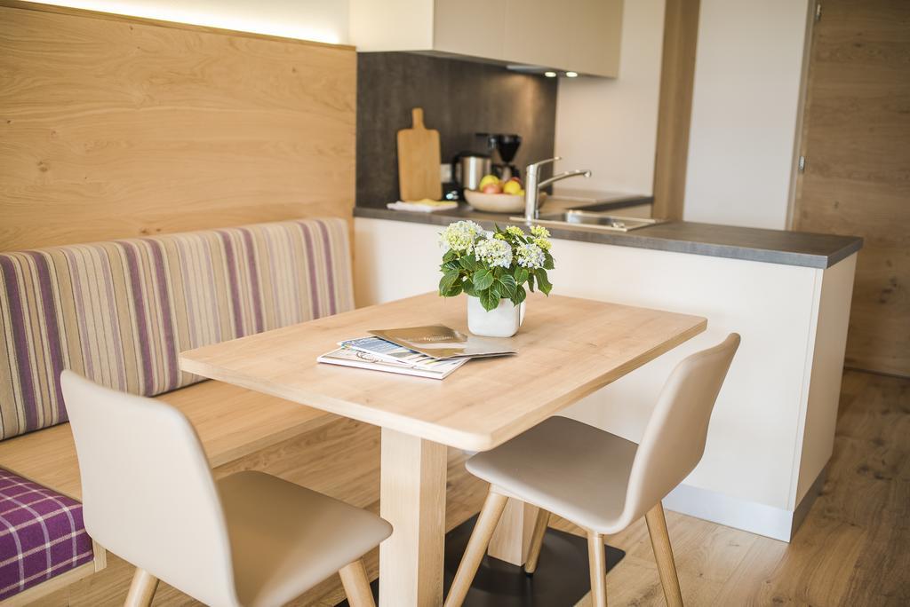Haus Artus Aparthotel Scena Kültér fotó
